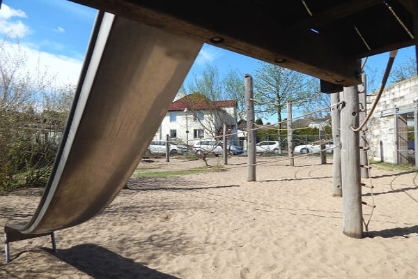 Blick auf den Spielplatz